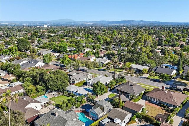 2209 Queensberry, Pasadena, CA 91104