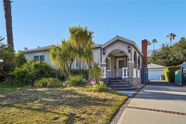2209 Queensberry, Pasadena, CA 91104