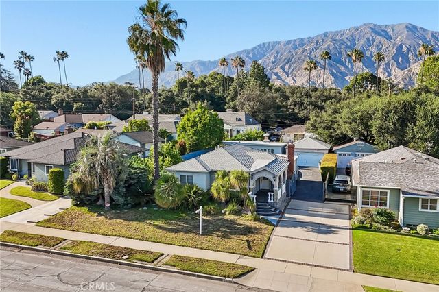 2209 Queensberry, Pasadena, CA 91104