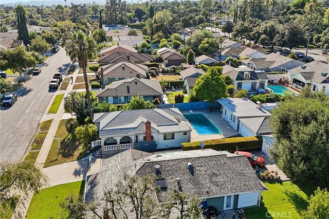 2209 Queensberry, Pasadena, CA 91104