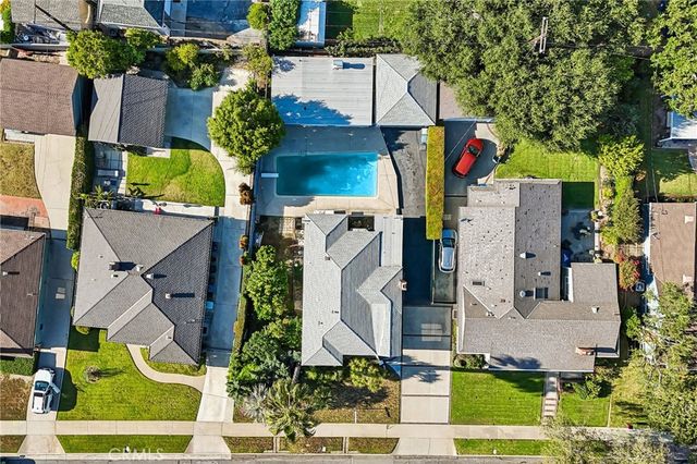 2209 Queensberry, Pasadena, CA 91104