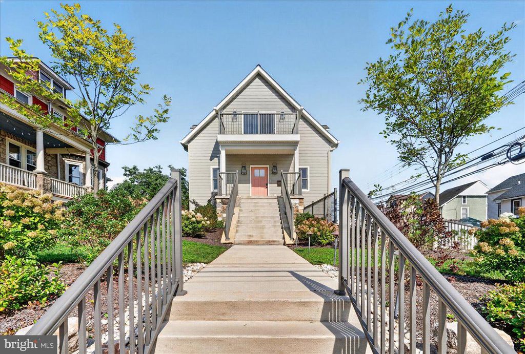 25 N RIDGE AVE #A, AMBLER, PA 19002 — exterior