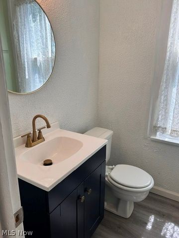 1411 Logan Avenue NW, Canton, OH 44703