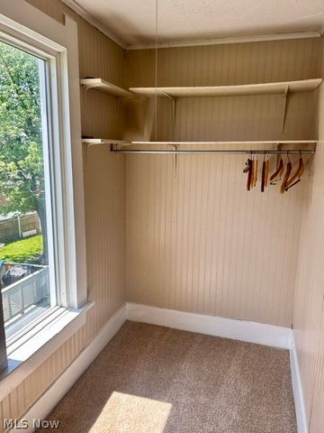1411 Logan Avenue NW, Canton, OH 44703