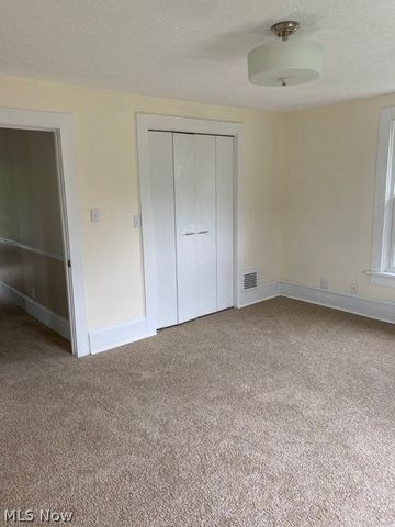 1411 Logan Avenue NW, Canton, OH 44703