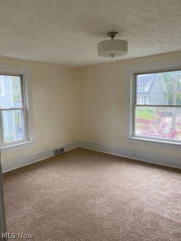 1411 Logan Avenue NW, Canton, OH 44703