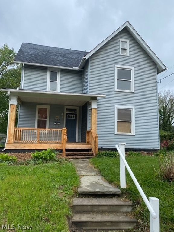 1411 Logan Avenue NW, Canton, OH 44703