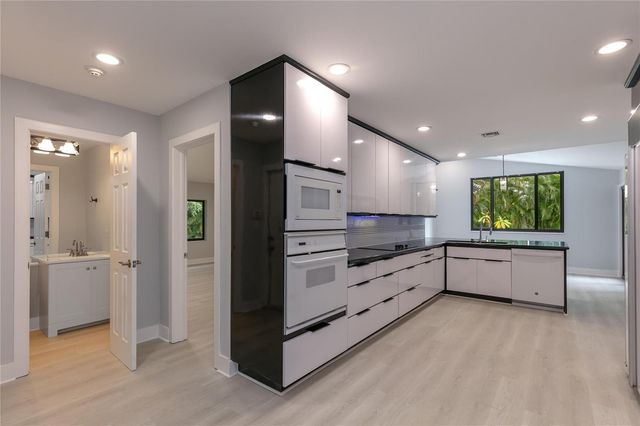 13401 SW 83RD Avenue, Pinecrest, FL 33156