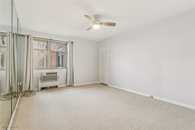 11820 Edgewater Drive 415, Lakewood, OH 44107