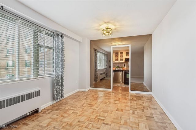 11820 Edgewater Drive 415, Lakewood, OH 44107