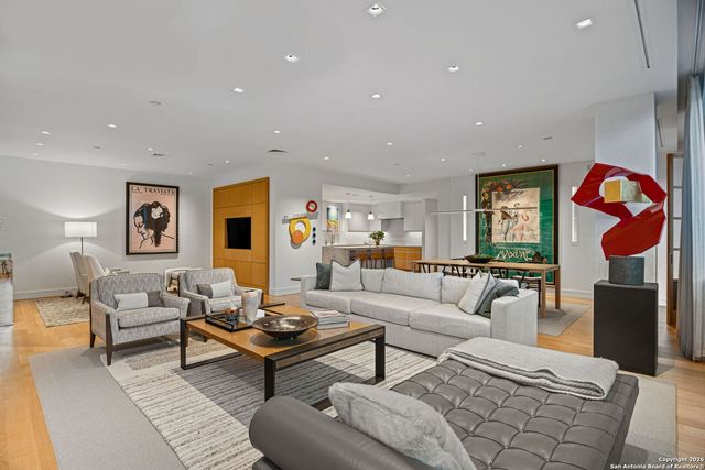 200 Patterson UNIT 118, San Antonio, TX 78209