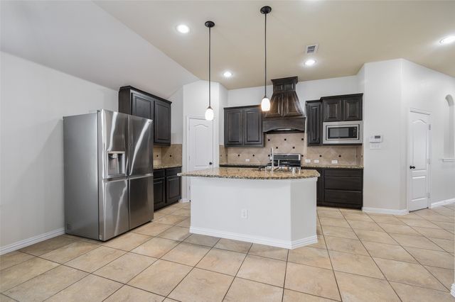 2305 Gregory Creek, Little Elm, TX 75068