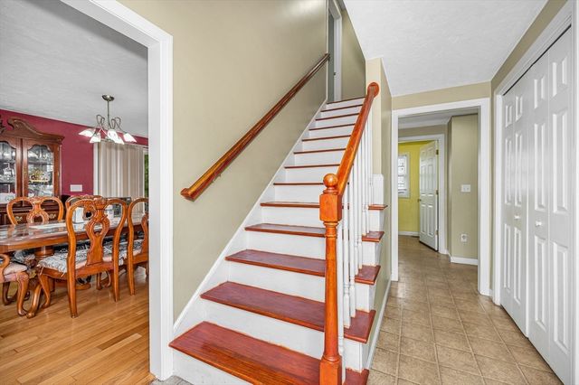 57 Magnolia Street, Lowell, MA 01854