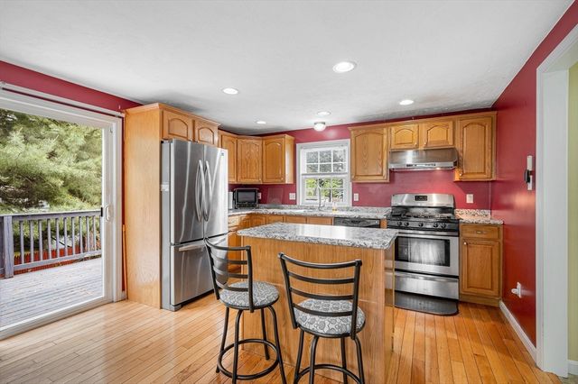 57 Magnolia Street, Lowell, MA 01854