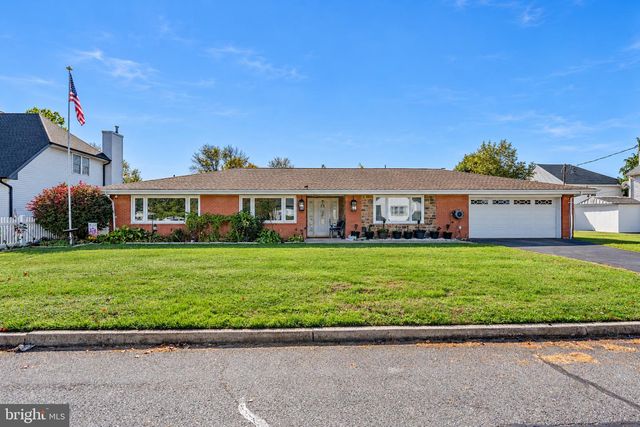 1090 ORCHARD ST, North Brunswick, NJ 08902