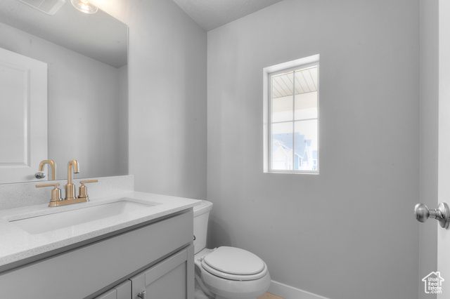6566 W RAYNOLDS PEAK WAY, West Jordan, UT 84081