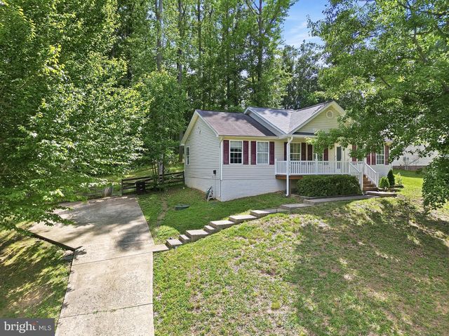 6391 WHEELER DR, King George, VA 22485