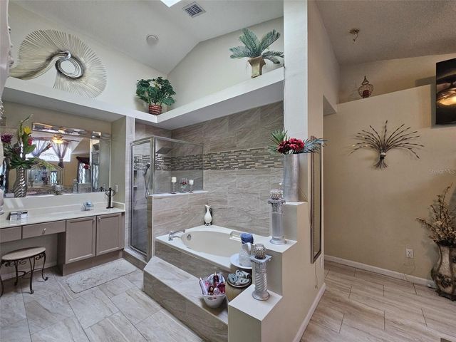 15601 AUTUMN GLEN AVENUE, Clermont, FL 34714