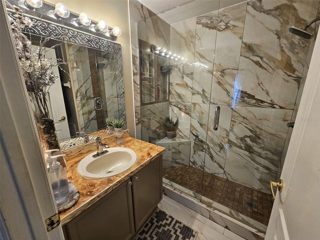 15601 AUTUMN GLEN AVENUE, Clermont, FL 34714