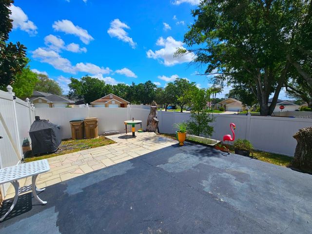 15601 AUTUMN GLEN AVENUE, Clermont, FL 34714