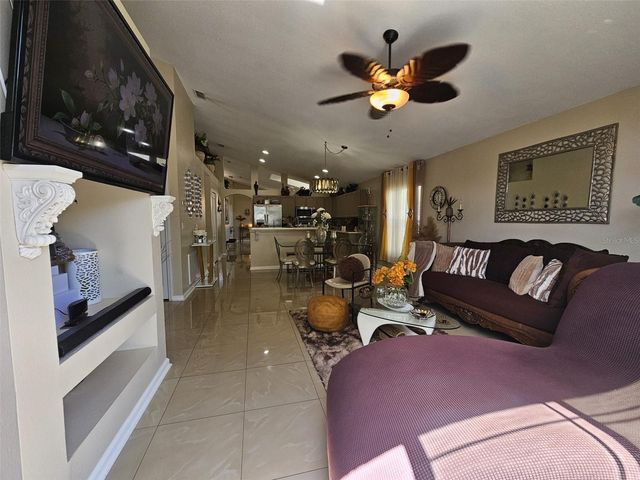 15601 AUTUMN GLEN AVENUE, Clermont, FL 34714