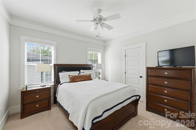 661 Ideal Way, Charlotte, NC 28203