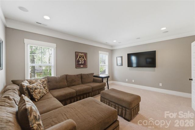 661 Ideal Way, Charlotte, NC 28203