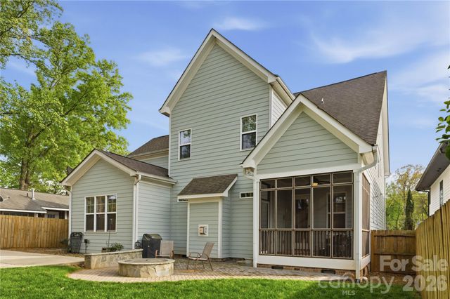 661 Ideal Way, Charlotte, NC 28203