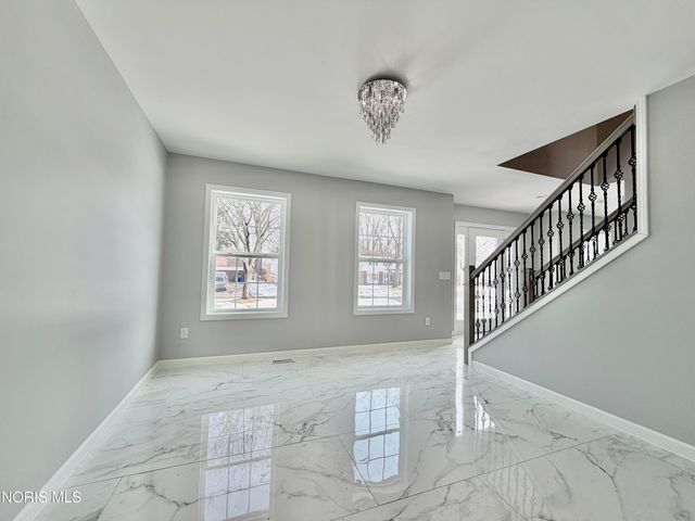 3945 Imperial Boulevard, Toledo, OH 43623