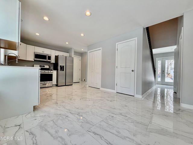 3945 Imperial Boulevard, Toledo, OH 43623