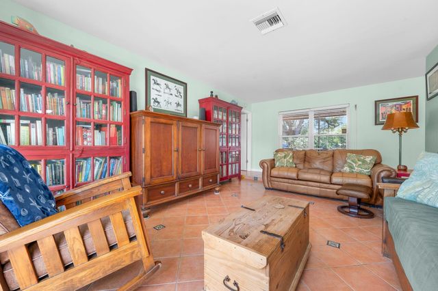 429 Altara Drive - LAKE FRONT, St Augustine, FL 32086