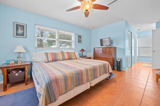 429 Altara Drive - LAKE FRONT, St Augustine, FL 32086