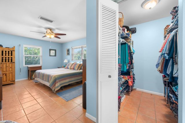 429 Altara Drive - LAKE FRONT, St Augustine, FL 32086