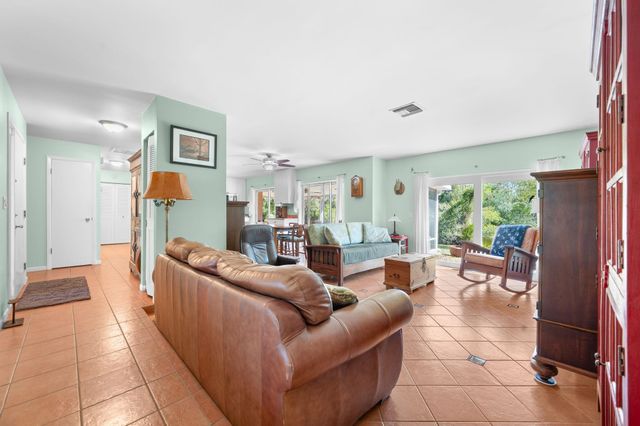 429 Altara Drive - LAKE FRONT, St Augustine, FL 32086