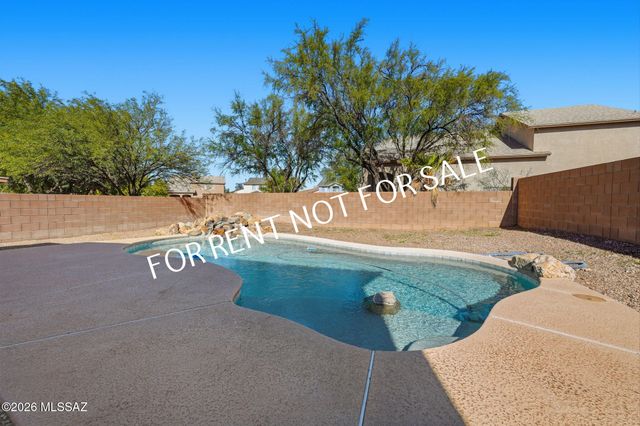 8875 S Desert Valley Way, Tucson, AZ 85747