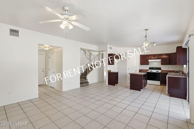 8875 S Desert Valley Way, Tucson, AZ 85747