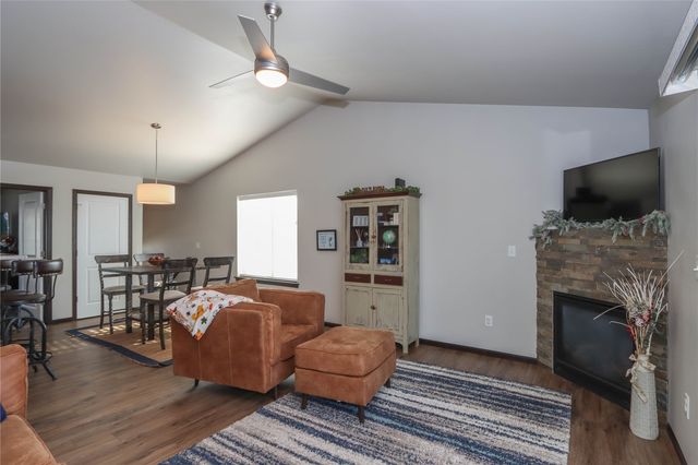 1247 Mary Lane, North Liberty, IA 52317