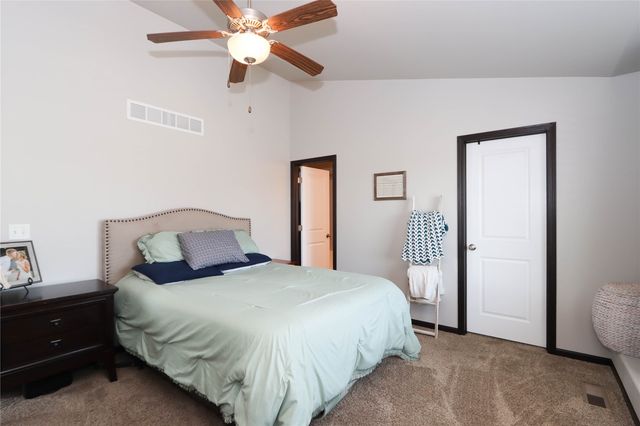 1247 Mary Lane, North Liberty, IA 52317