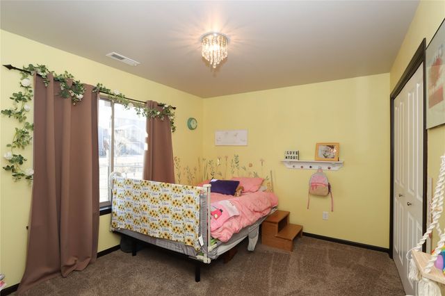 1247 Mary Lane, North Liberty, IA 52317