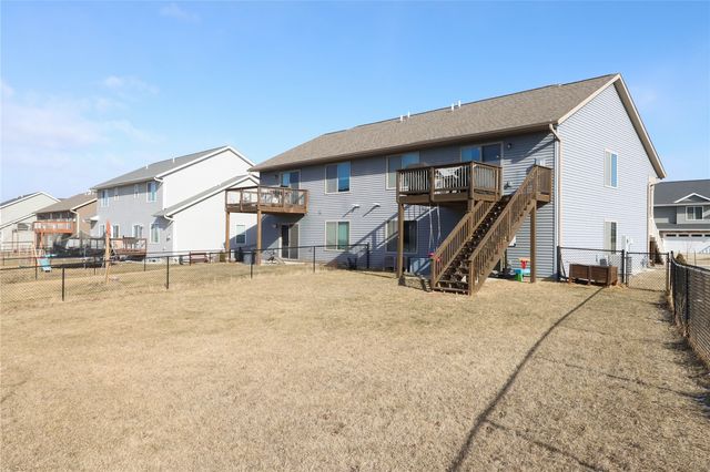 1247 Mary Lane, North Liberty, IA 52317