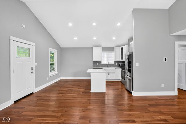2419 N New Jersey Street, Indianapolis, IN 46205