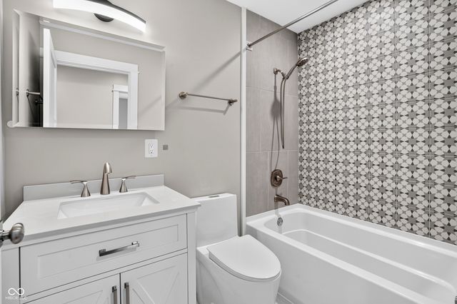 2419 N New Jersey Street, Indianapolis, IN 46205