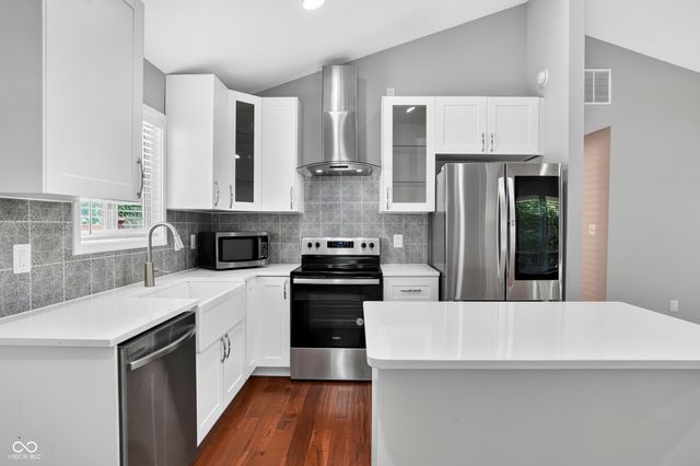 2419 N New Jersey Street, Indianapolis, IN 46205
