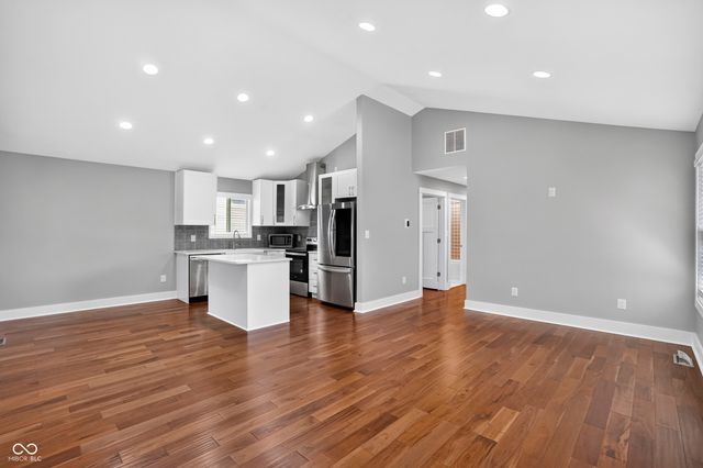 2419 N New Jersey Street, Indianapolis, IN 46205