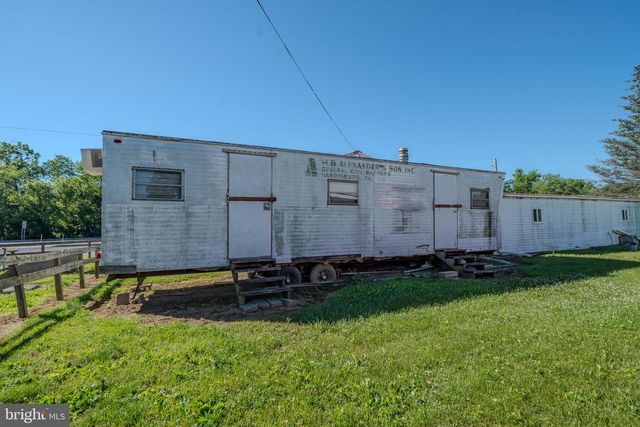 9334 S SUSQUEHANNA TRL, Port Trevorton, PA 17864