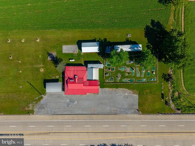 9334 S SUSQUEHANNA TRL, Port Trevorton, PA 17864
