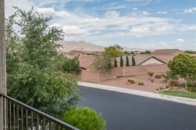 8229 Oakshire Street, Las Vegas, NV 89131