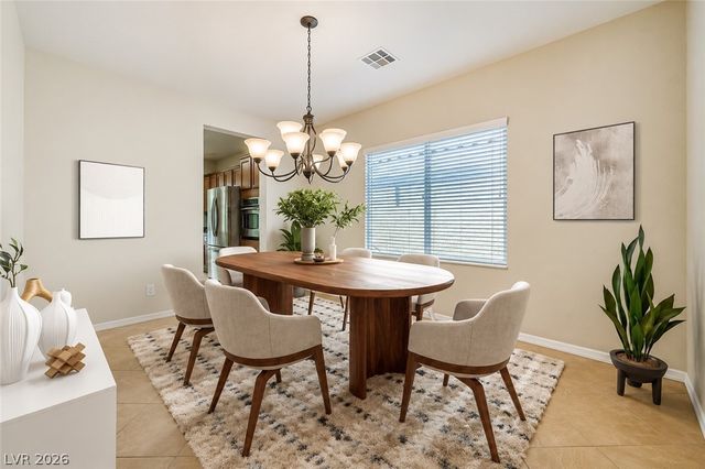 8229 Oakshire Street, Las Vegas, NV 89131