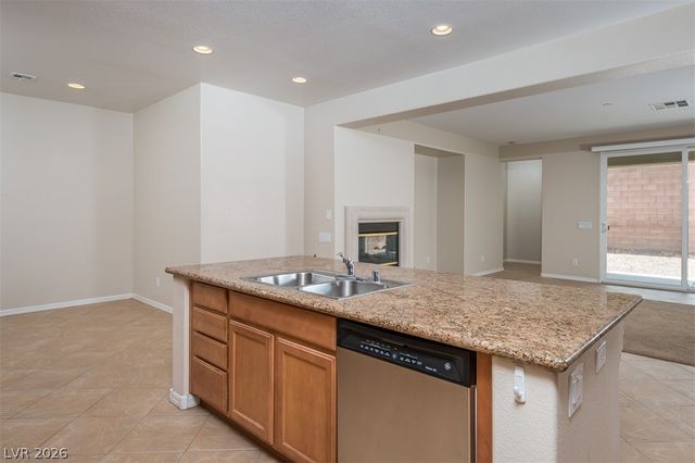8229 Oakshire Street, Las Vegas, NV 89131