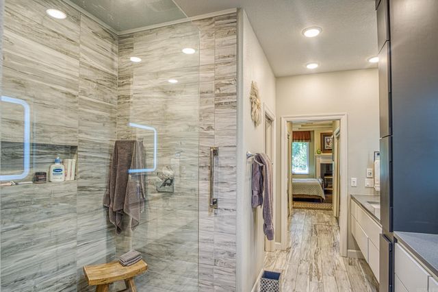 23 Risco Way, Hot Springs Village, AR 71909